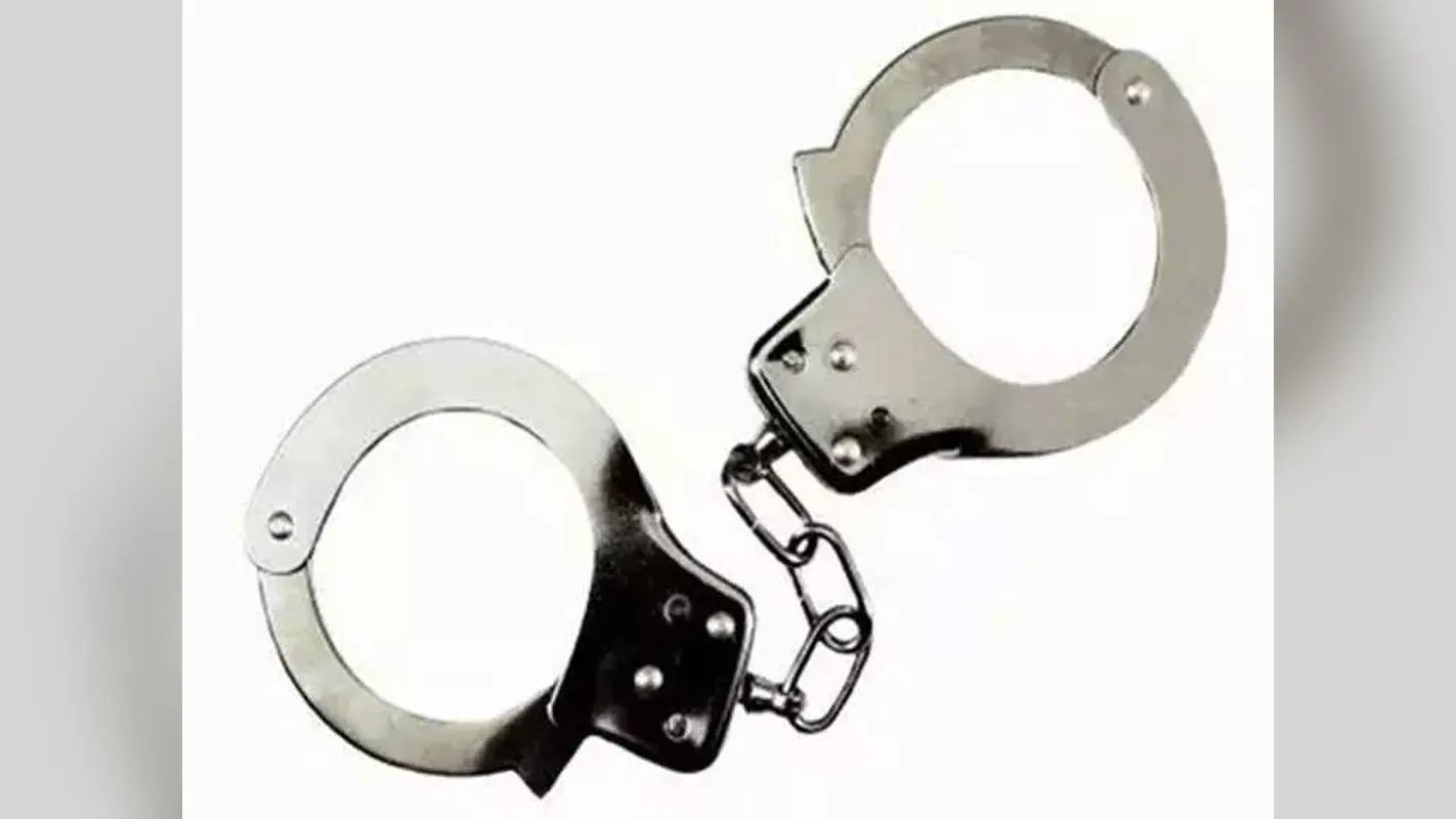 धोलाहट में पुलिसकर्मियों पर हमला, 20 गिरफ्तार, राम मंदिर के शिलान्यास पर पश्चिम बंगाल में घमासान