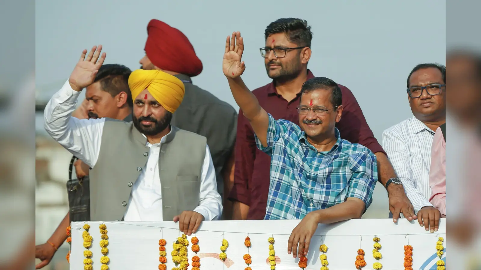 Delhi MCD Election: एमसीडी चुनाव में AAP का बेड़ा पार लगाएंगे ये 30 स्टार प्रचारक जानिए कौन-कौन हैं शामिल