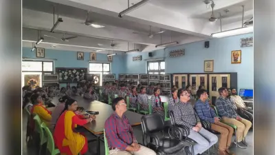 Photos : केंद्रीय विद्यालय आसनसोल में कौशल दीक्षांत समारोह का सीधा प्रसारण, छात्रों ने उठाया लुत्फ