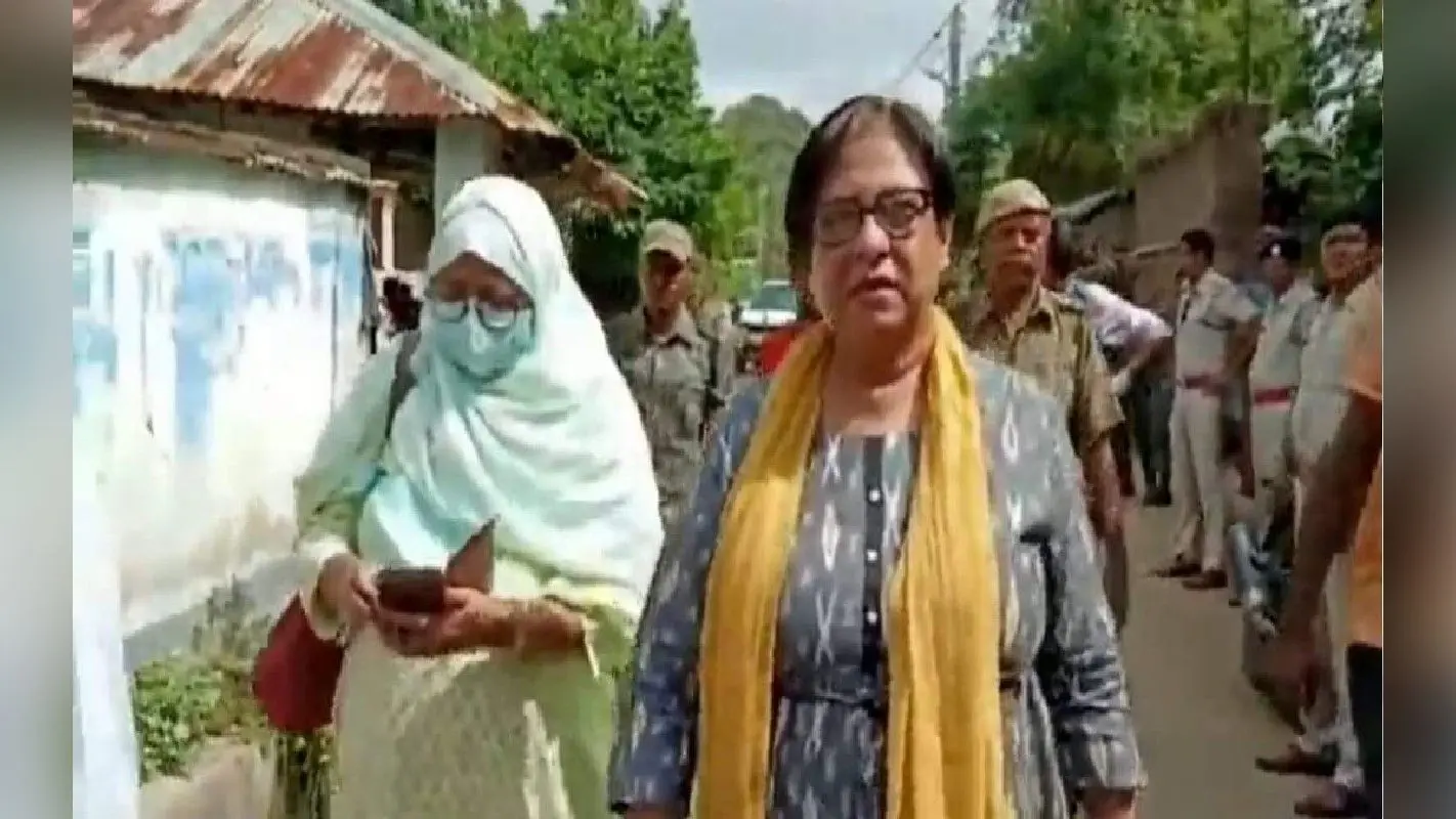 West Bengal:मृतक शिवम ठाकुर के परिजनों से मिली शिशु सुरक्षा कमीशन की चेयरपर्सन, सजा दिलाने का दिया भरोसा