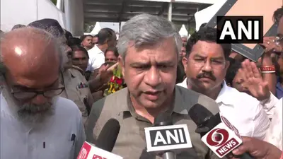 बालासोर रेल हादसा : रेल मंत्री अश्विनी वैष्णव ने बहनागा का किया दौरा, जीर्णोद्धार कार्यों का लिया जायजा