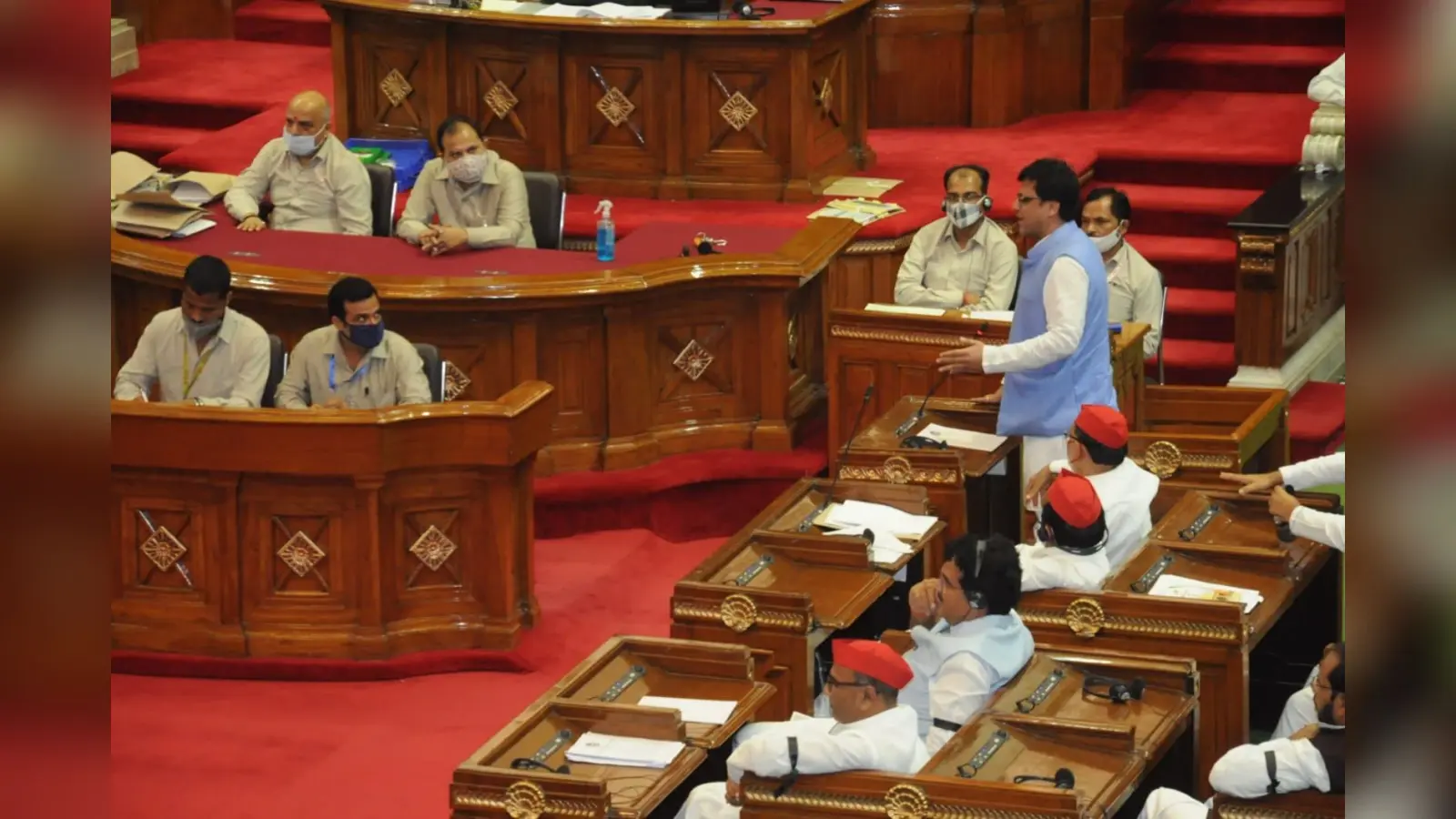 UP: डिप्टी स्पीकर के इलेक्शन में BJP विधायकों की क्रॉस वोटिंग, चुनाव से पहले सीएम योगी के लिए कितना मुश्किल?