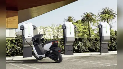 Ather Energy इस साल लगाएगी 2500 चार्जिंग स्टेशन, मिनटों में चार्ज होंगे EV