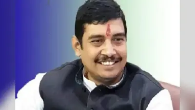 Atul Rai Rape Case: पीड़िता की मां चाहती हैं आरोपी सांसद की फांसी, पूर्व IPS अमिताभ ठाकुर से क्या है कनेक्शन?