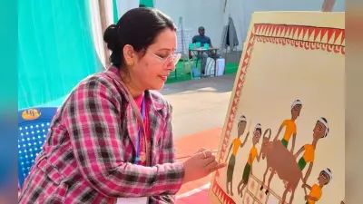 रांची के आड्रे हाउस में 19 राज्यों के कलाकारों की 140 से अधिक कलाकृतियां लोगों को कर रही आकर्षित