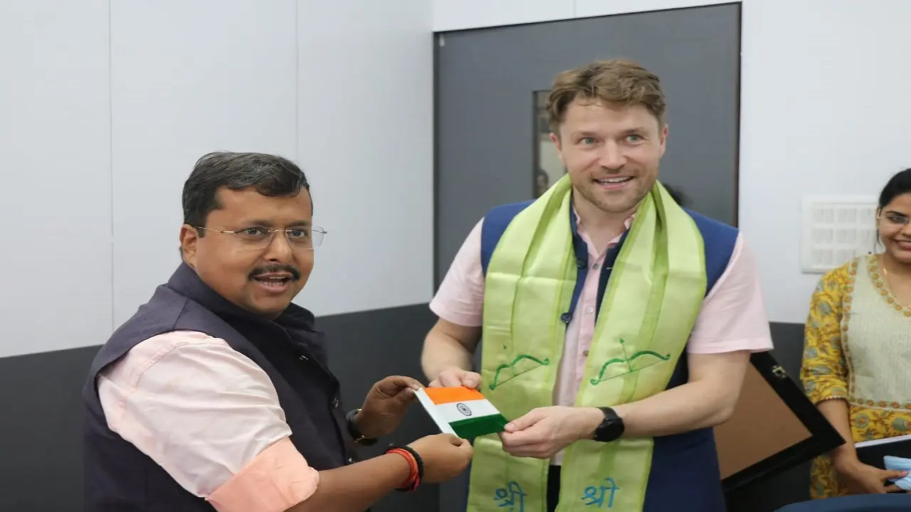 आस्ट्रेलिया हाई कमिशन के प्रतिनिधि मंडल ने नितिन नवीन से की मुलाकात, आर्थिक साझेदारी पर हुई चर्चा