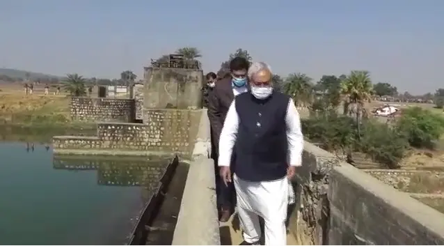 बीयर परियोजना का निरीक्षण करने पहुंचे सीएम नीतीश कुमार, मुंगेर के कई गांवों में खेतों तक पहुंचेगा पानी