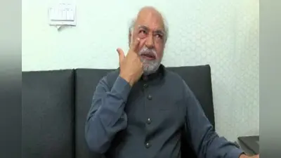 Pakistan में वरिष्ठ पत्रकार अयाज आमिर पर हमला, कार से बाहर खींचा और मारपीट की