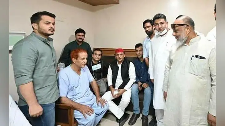 UP News : सपा को आजम खान के इनकाउंटर का डर, रामगोपाल यादव सरकार को अंजाम के लिए चेताया