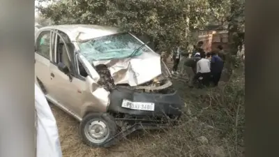 Accident: आजमगढ़ में नैनो कार और बुलेट की टक्कर में एक युवक की मौत, दो घायल