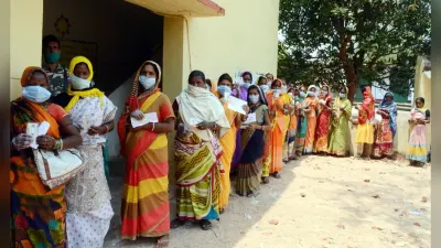 Madhupur Bypoll 2021: कोरोना संक्रमण के बीच मधुपुर विधानसभा उपचुनाव में 71.60 फीसदी वोटिंग