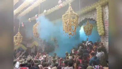 Mathura Holi 2023: बांके बिहारी मंदिर में 25 फरवरी से 7 मार्च तक बुजुर्गों, बीमारों, बच्चों से ना आने की अपील
