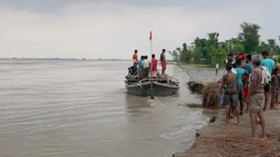 बिहार: नदियों में उफान से बाढ़ की बढ़ी चिंता, पानी के बहाव और खतरे को लेकर तैयारी तेज