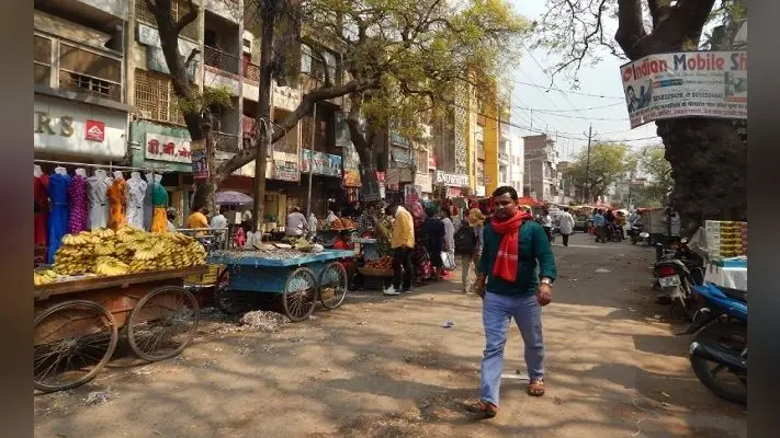बलिया में लॉकडाउन होते ही बाजार हुई बंद, प्रशासन ने की लोगों को घरों में रहने की अपील