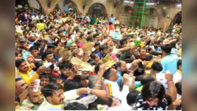 UP News: बांके बिहारी मंदिर भगदड़ की होगी उच्च स्तरीय जांच, 15 दिनों में समिति सौंपेगी अपनी रिपोर्ट