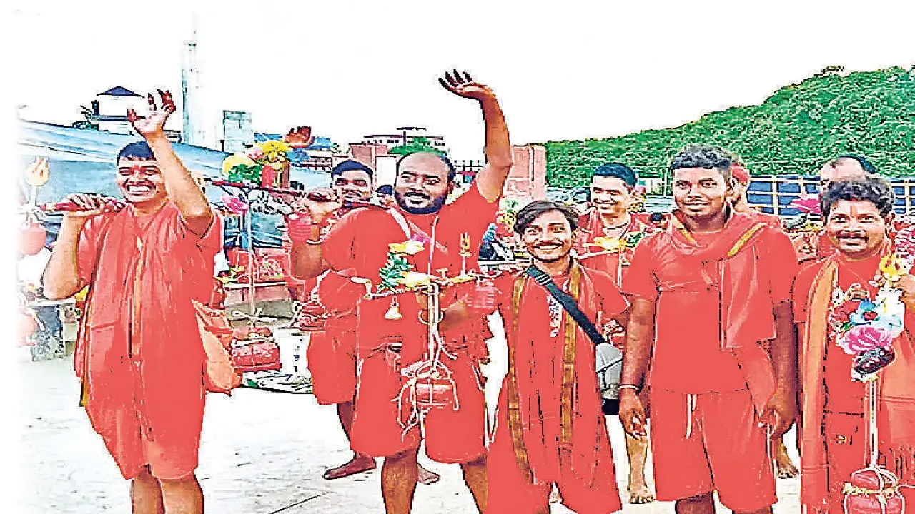निरसा के ओंकार बाबा पर युवती ने लगाया यौन शोषण का आरोप, परचा बांट कर फैलायी सनसनी