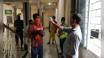 Lucknow News: विमान से उतरते ही कोविड-19 की होगी जांच, DGCA ने टर्मिनल में प्रवेश से पहले जांच के दिए निर्देश
