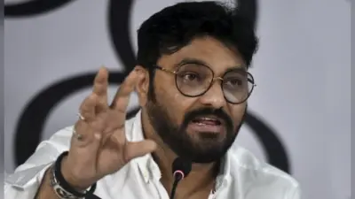 जब बंगाल विधानसभा में बाबुल सुप्रियो ने गाया ‘कुछ तो लोग कहेंगे, लोगों का काम है कहना…’
