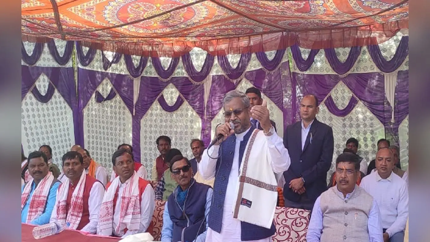 हेमंत सोरेन सरकार पर बरसे BJP नेता बाबूलाल मरांडी, बोले-झारखंड में जनता के पैसों की मची है लूट
