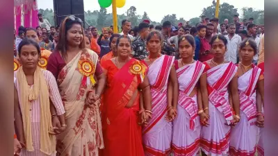 Karma Puja: जावा डाली में झूमी शिक्षा मंत्री की धर्मपत्नी, बोली- सभ्यता व संस्कृति का प्रतीक है करम पर्व