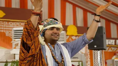 VIDEO: ‘बबुआ डीएम होइहैं…’ धीरेंद्र शास्त्री ने जब गाया सोहर तो बागेश्वर दरबार में झूमे भक्त, देखिए वीडियो