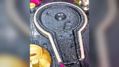 Unlock 5.0 guidelines : झारखंड में कंटेनमेंट जोन से बाहर मंदिर खुले, हुई पूजा-अर्चना