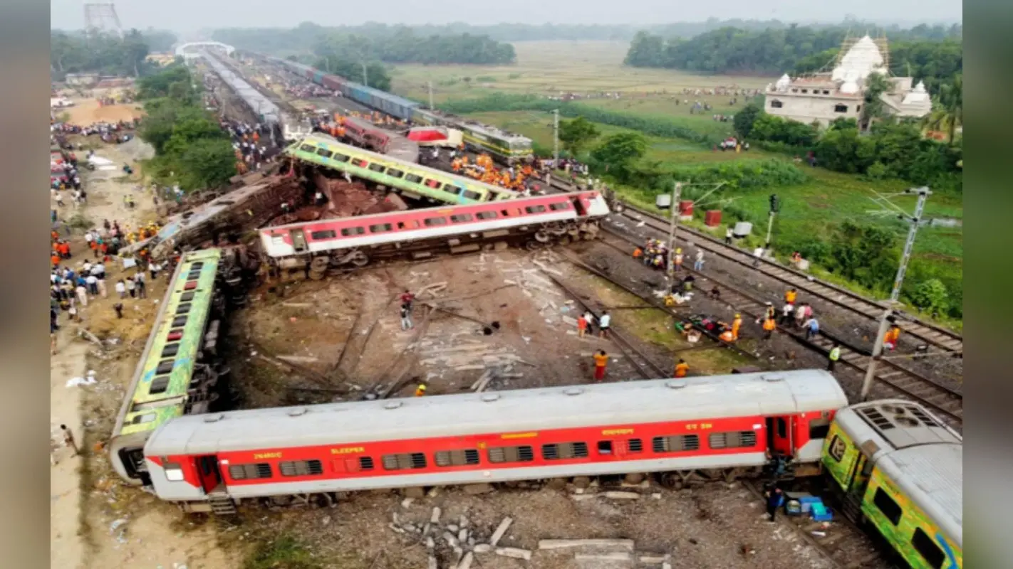 Balasore Train Accident: ओडिशा रेल हादसे की CBI जांच के बाद फरार हुआ सिग्नल जेई? घर सील होने का क्या है सच