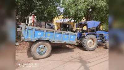 Giridih News : बालू तस्करी को लेकर छापामारी से लौट रही टीम पर हमला, पुलिसकर्मियों को लगी चोट
