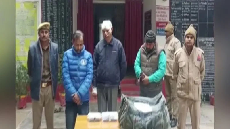 चुनाव से पहले UP दहलाने की साजिश? बांदा में 28 किलो विस्फोटक के साथ 3 गिरफ्तार