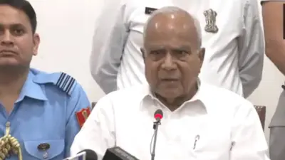 ‘मैं जब तक पंजाब में रहूंगा, हेलीकॉप्टर का नहीं करूंगा इस्तेमाल’, राज्यपाल बनवारीलाल पुरोहित ने कहा