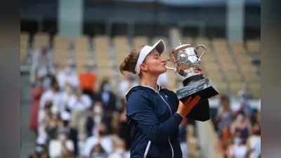 French Open 2021 : बारबोरा क्रेजीकोवा ने इतिहास रचा, अनास्तासिया को हराकर पहली बार बनीं चैंपियन