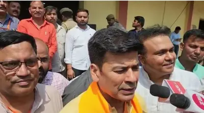 बरेली में ‘भाजपा की गुगली में फंसी सपा’, मेयर उमेश गौतम ने रचा इतिहास, जानें आईएस तोमर की हार के कारण