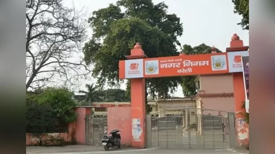 बरेली निकाय चुनाव में भाजपा-सपा के दिग्गजों की अग्नि परीक्षा, सपाइयों के लिए साइकिल छोड़ जीप दौड़ाना चुनौती