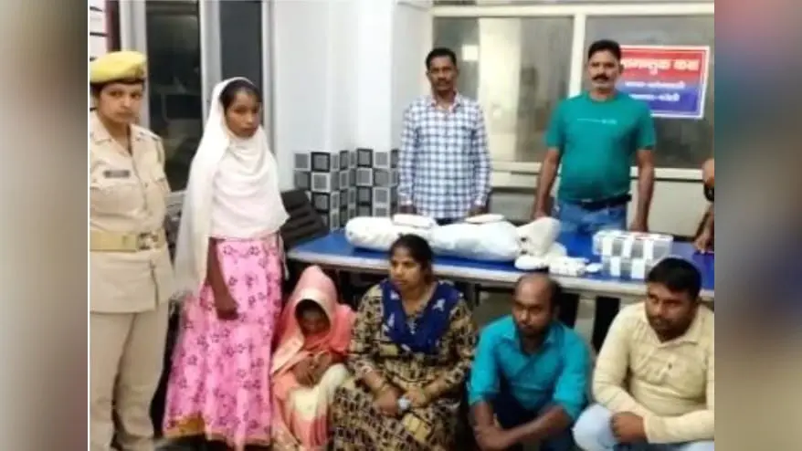Bareilly News: बरेली में STF ने दबोचे पांच अफीम तस्कर, तीन महिलाएं भी शामिल, झारखंड से करते थे सप्लाई