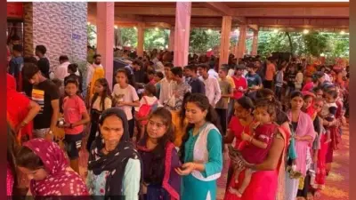 Bareilly News: सावन के अंतिम सोमवार पर बरेली में उमड़ी शिव भक्तों की भीड़, भोलेनाथ का किया जिलाभिषेक