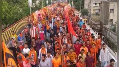 बरेली के मंदिरों में कांवड़ियों ने भोलेनाथ का किया जलाभिषेक, कुछ इस तरह से हुआ शिवभक्तों का स्वागत