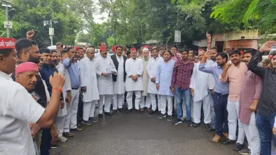 Bareilly News: बरेली में चलती ट्रेन से TTE ने जवान को दिया धक्का, फौजी के कटे पैर, हालत नाजुक