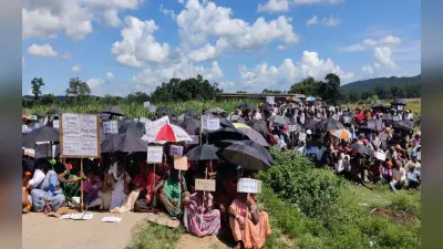 हजारीबाग के बड़कागांव में कोल ब्लॉक की जनसुनवाई का ग्रामीणों ने किया विरोध, बैरंग लौटे अधिकारी