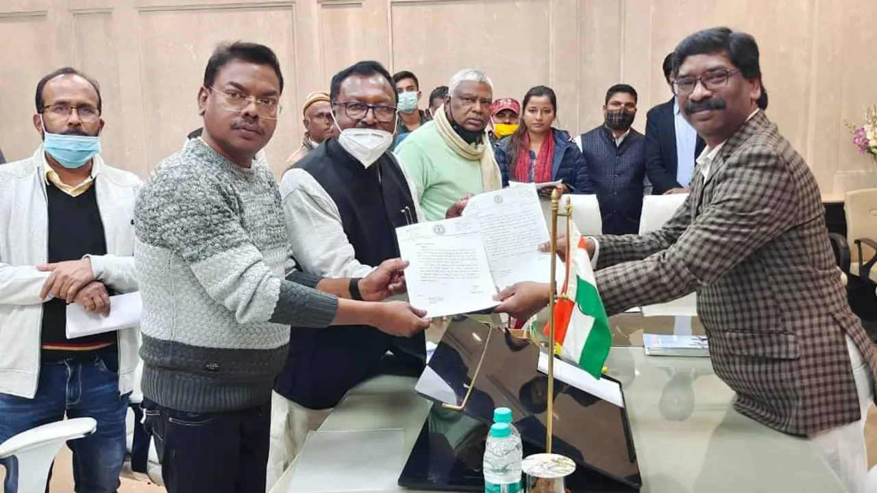 Jharkhand News: खदान लीज मामले में सरकार ने आयोग को भेजे बसंत सोरेन के माइनिंग लीज दस्तावेज