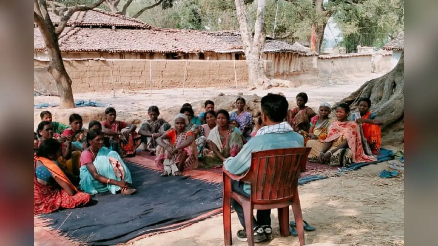 Jharkhand Village Story: झारखंड का एक गांव है बटकुरी, जहां नक्सली कभी नहीं दे सके दस्तक