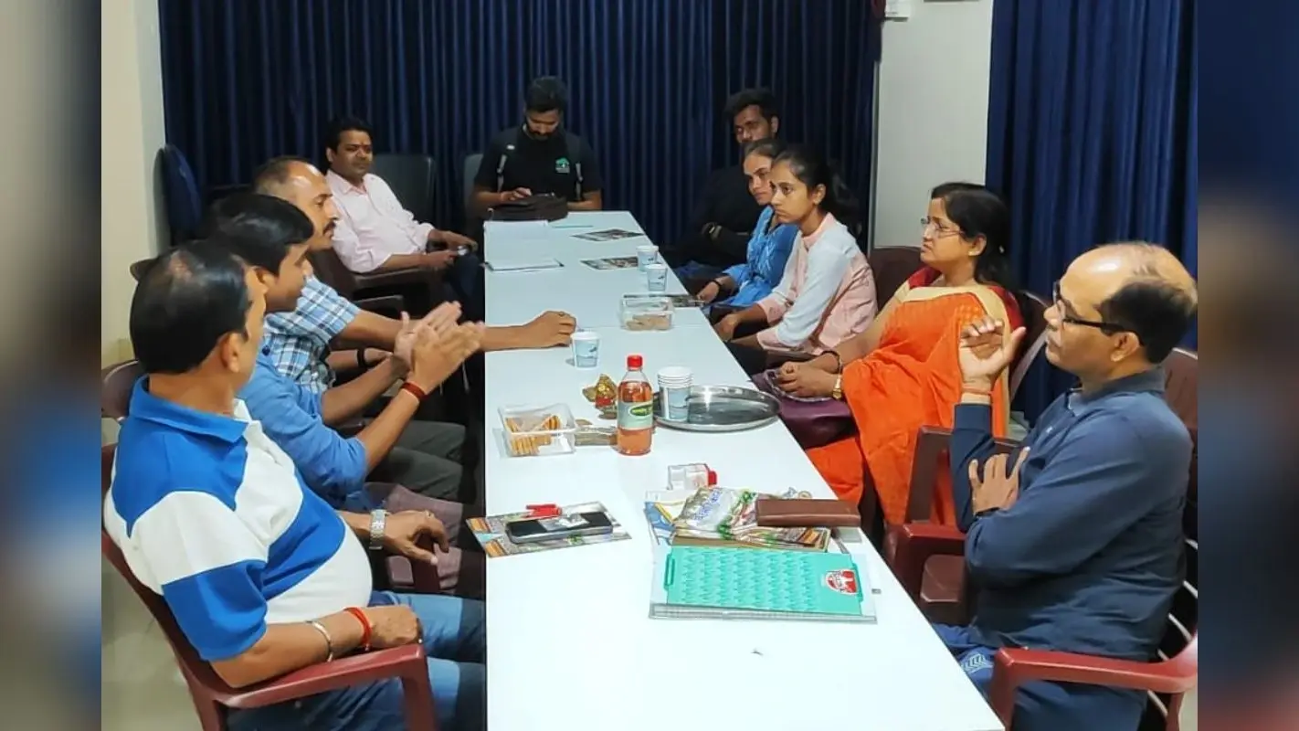 ए-2 दूध कैसे है इम्यूनिटी बूस्टर? ए-1 दूध से डायबिटीज व हृदय रोग का खतरा, बोलीं बीएयू की वैज्ञानिक डॉ नंदनी