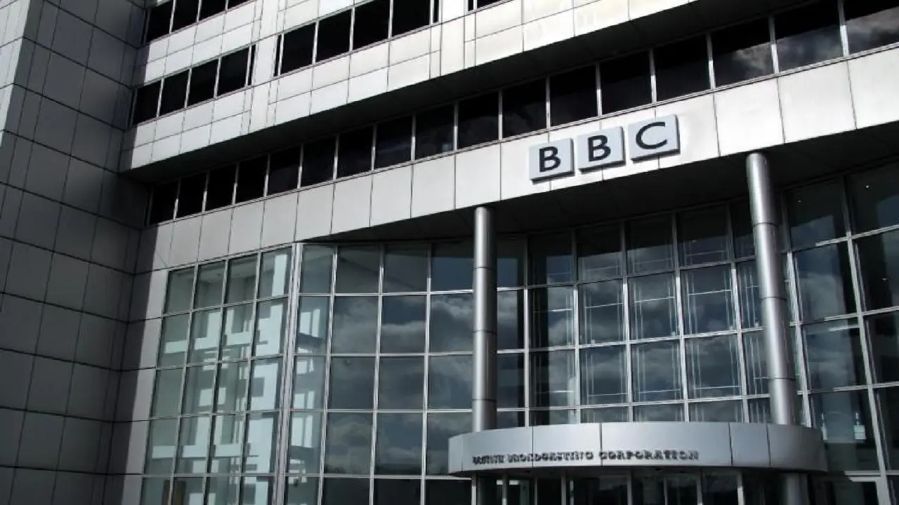IT Survey At BBC: सर्वे के बाद विभाग को बीबीसी के दस्तावेजों में मिली गड़बड़ी, जारी किया बयान