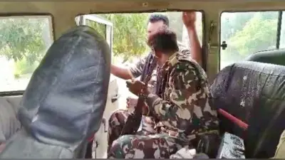 सारण में पुलिस कस्टडी से भागा चोर, गुस्साये ग्रामीणों ने पुलिस को बनाया बंधक