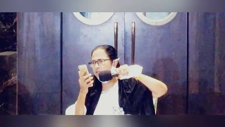 WB Chunav 2021: ‘CISF पर करवाओ FIR, चुनाव बाद मैं देख लूंगी’, कूचबिहार फायरिंग में मारे गए युवकों के परिजनों से बोलीं ममता बनर्जी