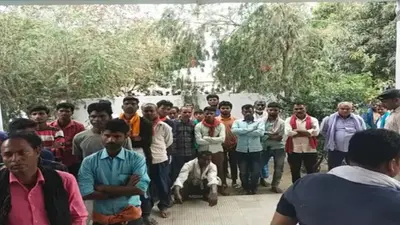 बिहार: बगहा में मुखिया पर फायरिंग, बाल-बाल बचे, पिता की भी माओवादियों ने की थी हत्या, लोगों ने थाने को घेरा