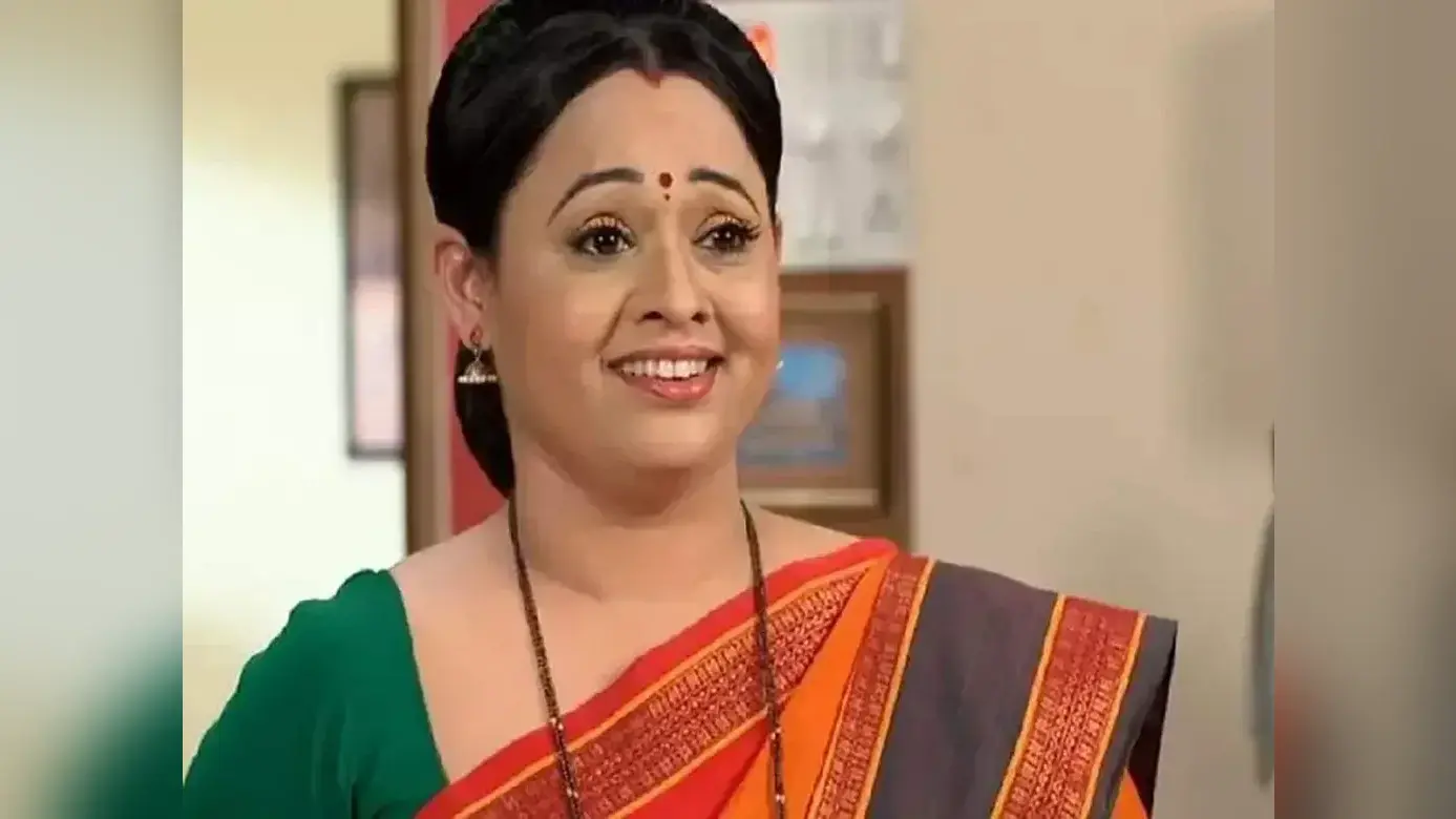 Taarak Mehta Ka Ooltah Chashmah : भिड़े की पत्नी ‘माधवी भाभी’ की स्मोकिंग की इस तसवीर ने मचाया था तहलका, आपने देखी क्या?