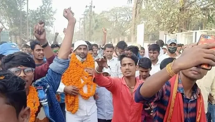 Pushpam Priya के कैंडिडेट को लालू के ‘हनुमान’ की धमकी ! नॉमिनेशन रद्द होने पर प्लूरल्स के मणिकांत यादव का बड़ा आरोप