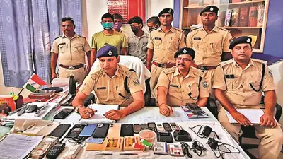 बिहार सिपाही भर्ती परीक्षा में सेटिंग के नाम पर ठगने वाला गिरोह धराया, फर्जी कागजात और डिवाइस भी मिले…