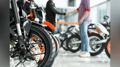 Bihar: औरंगाबाद में बिना हेलमेट दवा लाने जाना युवक को पड़ा भारी, पुलिस ने ऐसे दिया थर्ड डिग्री