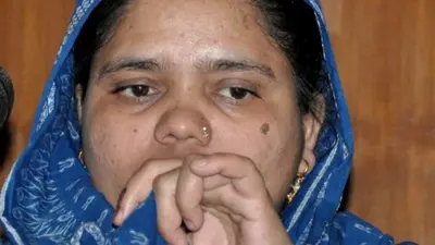 Bilkis Bano के दोषियों को सुप्रीम कोर्ट से झटका, समय से पहले रिहाई के खिलाफ याचिका पर होगी सुनवाई